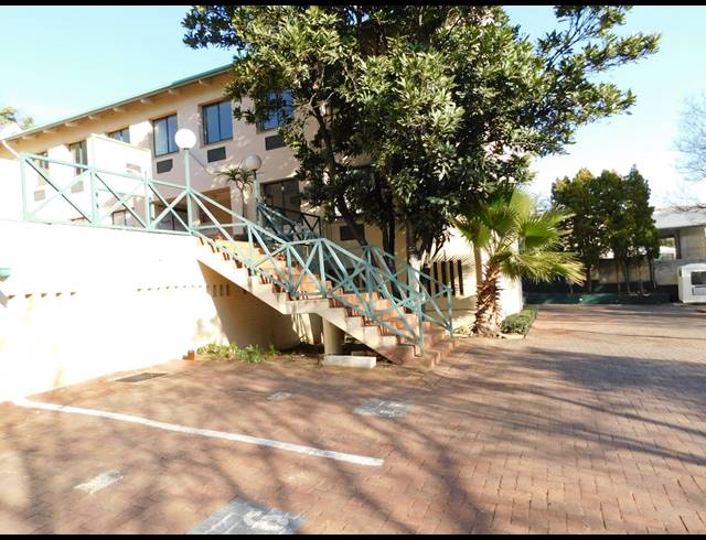 300M² OFFICE TO LET IN RANDBURG CENTRAL